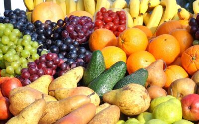 Dalla piramide al piatto: il corretto consumo di frutta e verdura | di Caterina Civallero
